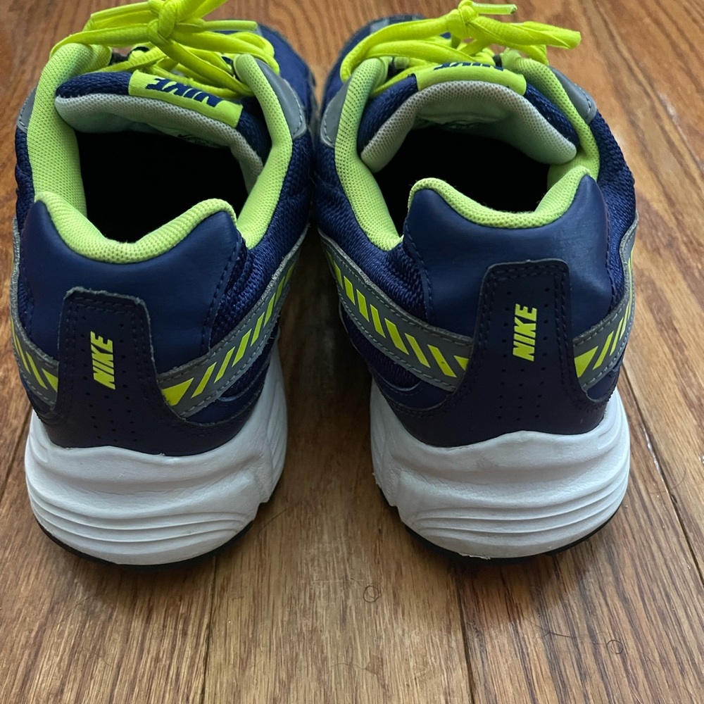 Nike Initiator - Picture 4 of 6